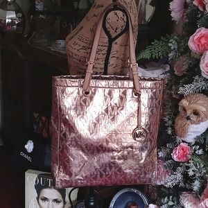 Michael Kors Jet Set Tote